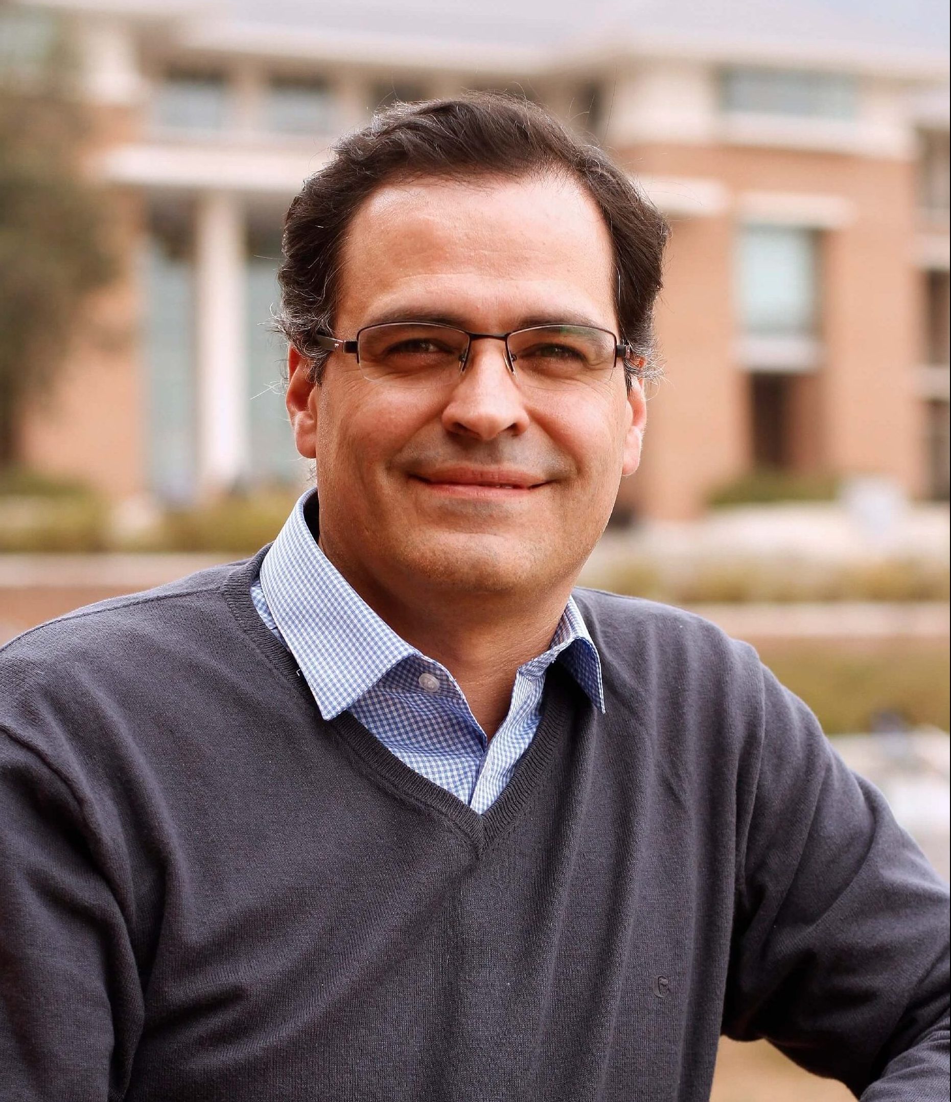 Dr. Luis Federico BÃ¡tiz