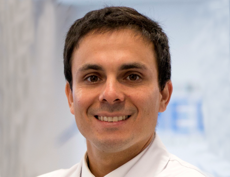 Dr. MatÃ­as Moran