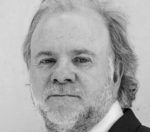 Robert Gillmore LandÃ³n