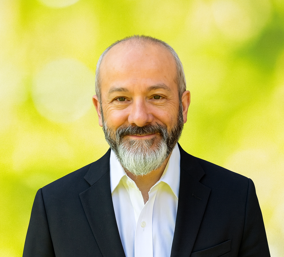Dr. Sergio Soto Fajardo